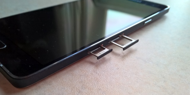 Dual-SIM Phone